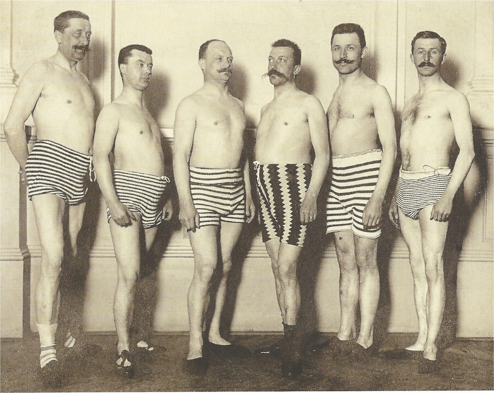 Мужчины в купальных костюмах, конкурс красоты 1920