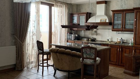 Продается 3-комнатная квартира в центре Моргилева