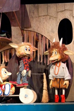 Гастроли Курского театра кукол. «Тук-тук, кто там?». Афиша спектаклей